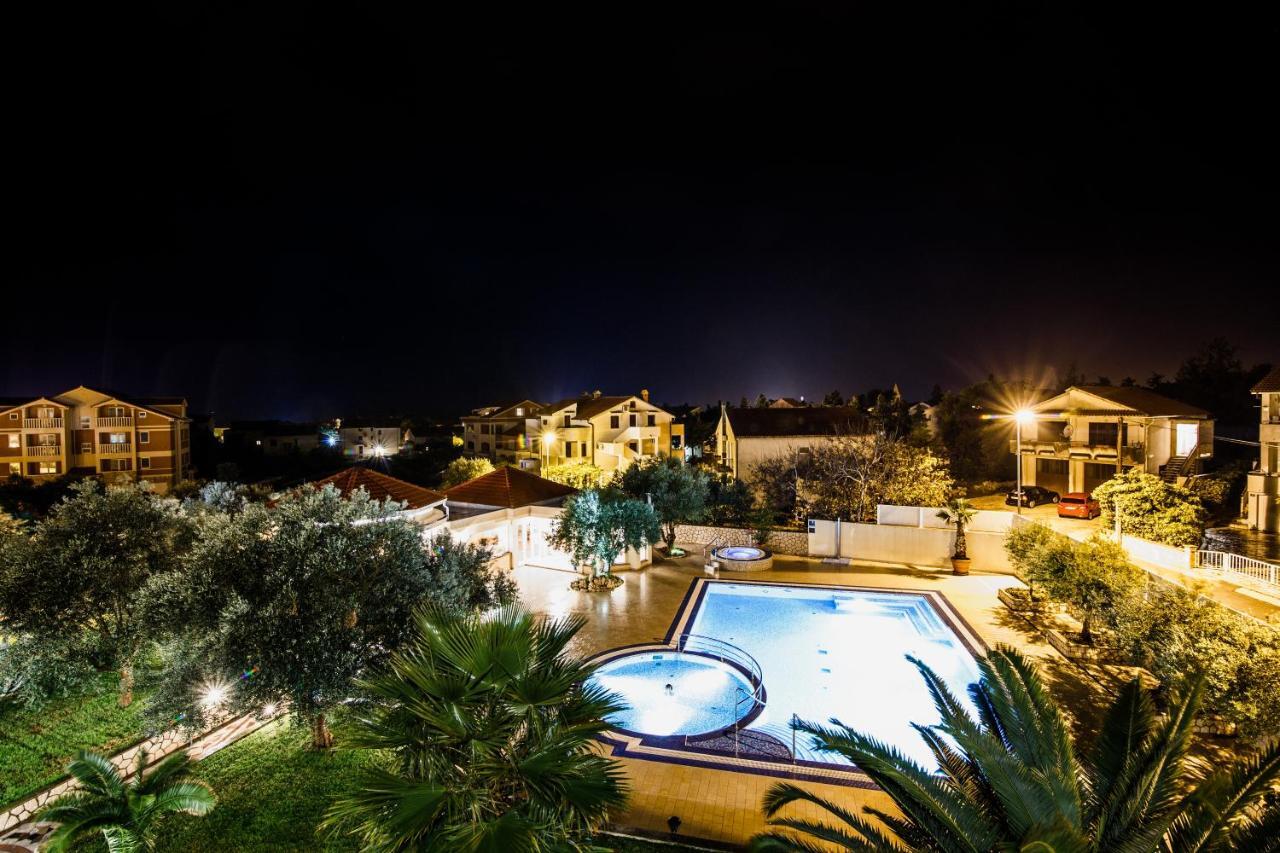 City Pool Apartments Novalja Ngoại thất bức ảnh