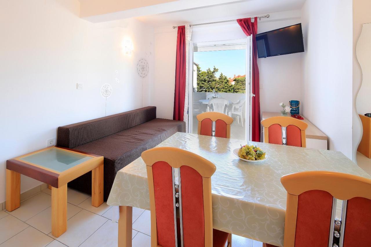 City Pool Apartments Novalja Ngoại thất bức ảnh